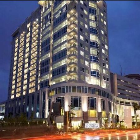 Two Bedroom Apartment At El Royale Hotel Bandung Dış mekan fotoğraf
